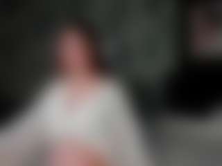 Live cam show with Alice-Ruby1 - Thick on Uber Horny