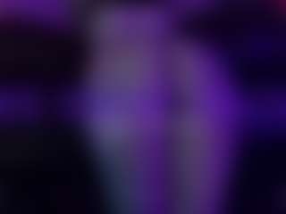Live cam show with amanda-bliss - Smoking on CamSodaAdn