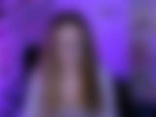 Live cam show with amanda-bliss - Smoking on Camsoda