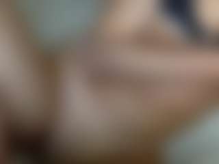 Live cam show with blondiie - Petite on liverealitysex.com