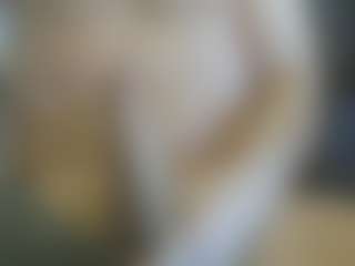 Live cam show with Cute Muscled Anaconda - Daddy on AdultVida.com