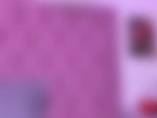 Dania-wish MILF webcam performer live streaming