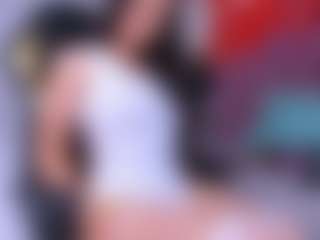 Live cam show with Dania-wish - Brown Hair on CamwithHer