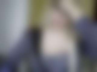 Live cam show with DreamyLi - Skinny on Streamer API