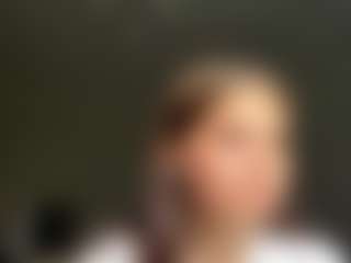 Amelia's Live Sex Cam Show