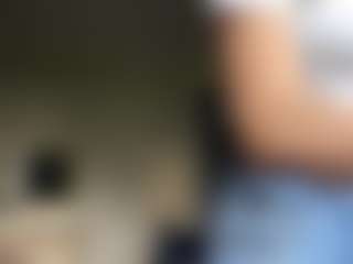 Amelia's Live Sex Cam Show