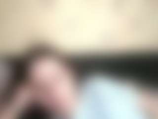Live cam show with Silvia - Blue Eyes on AdultVida.com