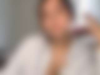 Live cam show with FreedaMimozo - Nipple Piercings on AdultVida.com