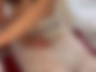 Bella's Live Sex Cam Show
