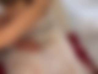 Bella's Live Sex Cam Show