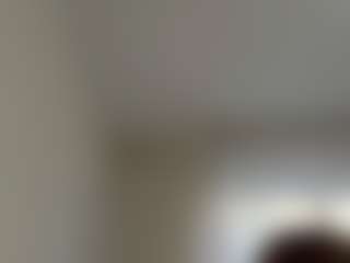 Bella's Live Sex Cam Show