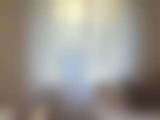 Bella's Live Sex Cam Show