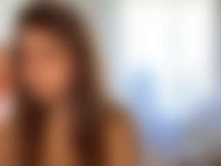 Bella's Live Sex Cam Show