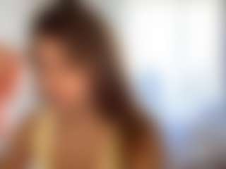 Bella's Live Sex Cam Show