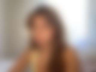 Live cam show with Bella - Young Adult on Pornisteam.com