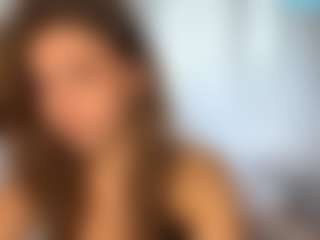 Bella's Live Sex Cam Show