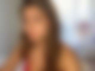 Bella's Live Sex Cam Show