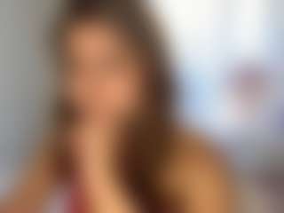 Bella's Live Sex Cam Show