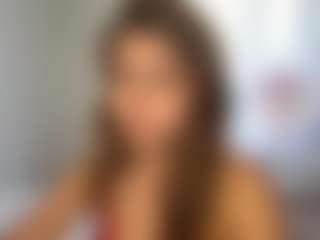 Bella's Live Sex Cam Show