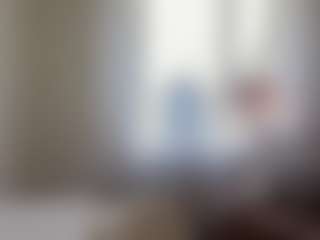 Bella's Live Sex Cam Show