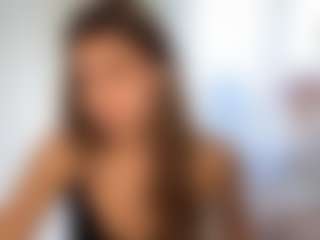 Bella's Live Sex Cam Show