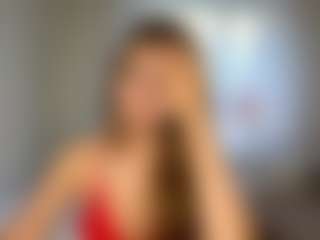 Bella's Live Sex Cam Show