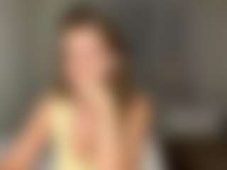 Bella's Live Sex Cam Show