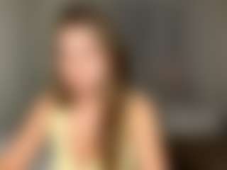 Bella's Live Sex Cam Show