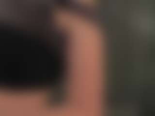 Live cam show with HannahLisa - Foot Fetish Blonde Hair on Chatstar