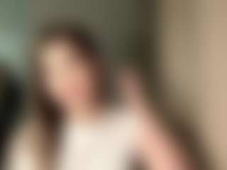 Live cam show with JacqueChica - Green Eyes on Cam Slut