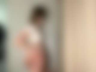 Live cam show with JacqueChica - Teen (18+) on CamClone