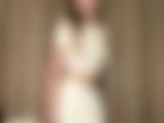 Live cam show with JacqueChica - New Teen (18+) on Milfs Live