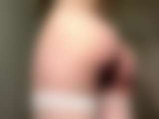Live cam show with JacqueChica - Camel Toe on Camsoda