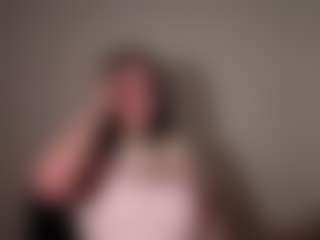 Live cam show with JosphineBaney - Brown Eyes on Mixed Magazine Live