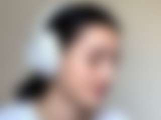 Live cam show with JosphineBaney - Brown Eyes on TeamSkeetLive