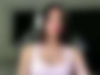 Live cam show with JosphineBaney - Facial Piercings on livesuperchat.net
