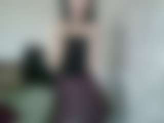 Live cam show with Sofie - Hairy Pussy on AdultVida.com