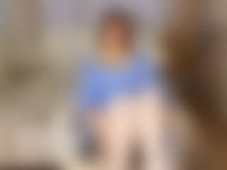 Live cam show with KittyLiikk - Striptease Teen (18+) on Dolls Live