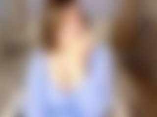 Live cam show with KittyLiikk - Bedroom Teen (18+) on livesuperchat.net