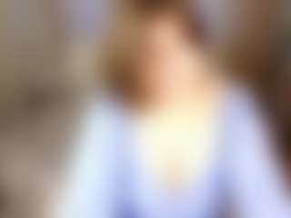 Live cam show with KittyLiikk - Bedroom Teen (18+) on Streamer API