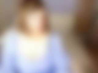 Live cam show with KittyLiikk - New Bedroom on dropp.cam