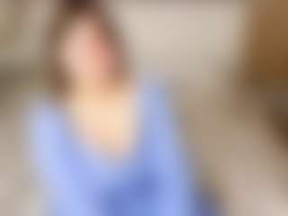 Live cam show with KittyLiikk - Dirty Talk on madthumbs