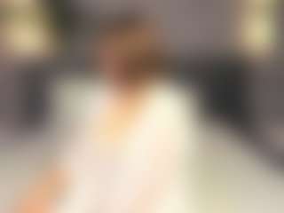 Live cam show with KittyLiikk - Facial on livesuperchat.net
