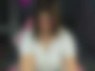 Live cam show with KittyLiikk - Moaning on Hubzter Live