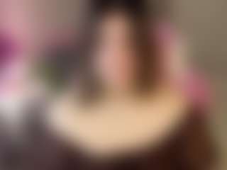Live cam show with KittyLiikk - Submissive on Camsoda