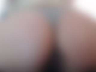mariann01's Live Sex Cam Show