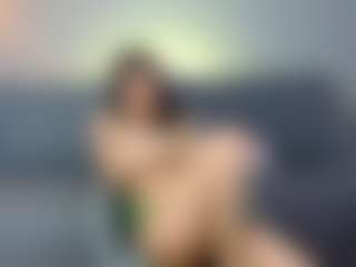 Live cam show with mickylush - Squirt on Dolls Live