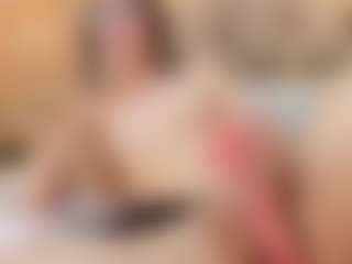 Live cam show with Payton-Oliver - Spank on TeamSkeetLive