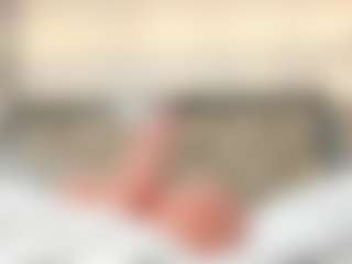 Live cam show with Payton-Oliver - Skinny on mypornchat.com