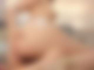 Live cam show with Payton-Oliver - Bedroom Teen (18+) on SquirtSoMuch